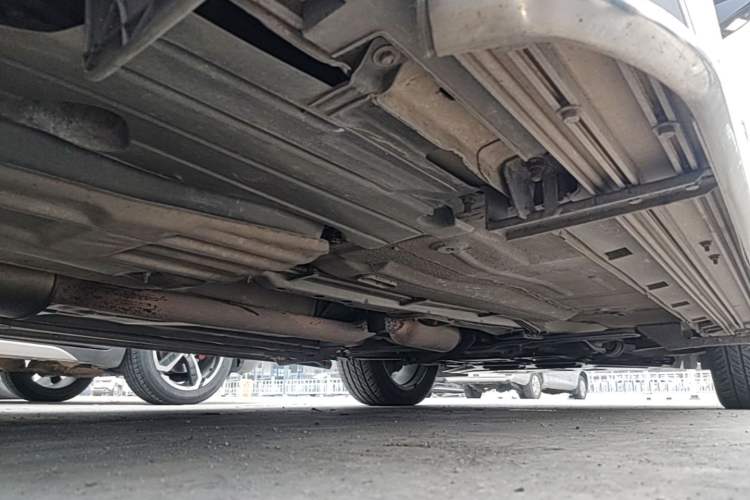 Used Ford Kuga 2013 2.0L GTDi Four-Wheel Drive Premium Model Chassis Rear Right