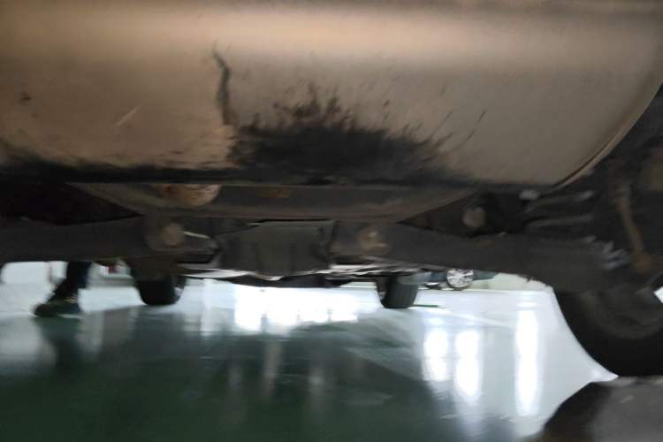 Used Ford Kuga 2013 1.6L GTDi Two-Wheel-Drive Trend Model Chassis Rear