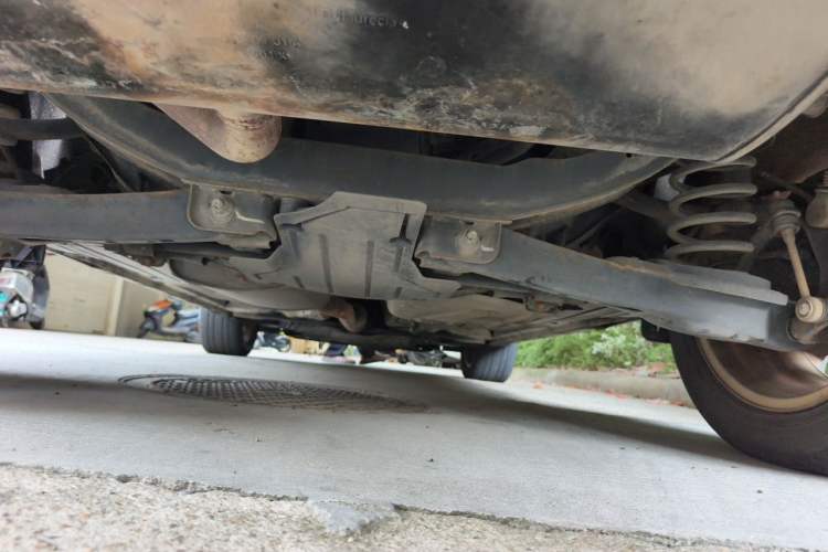 Used Ford Kuga 2013 1.6L GTDi Two-Wheel-Drive Trend Model Chassis Rear