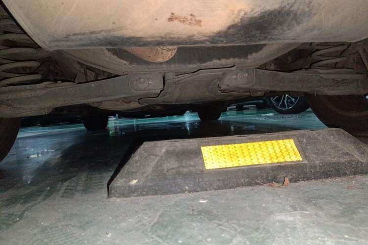 Used Ford Kuga 2013 1.6L GTDi Two-Wheel-Drive Trend Model Chassis Rear