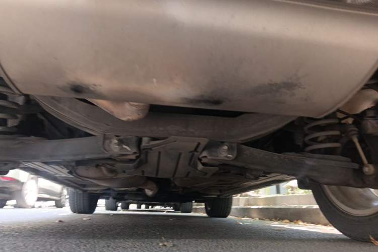 Used Ford Kuga 2013 1.6L GTDi Two-Wheel-Drive Trend Model Chassis Rear