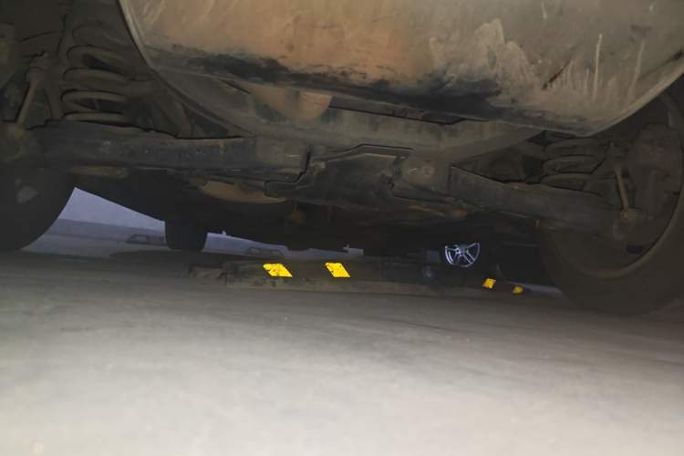 Used Ford Kuga 2013 1.6L GTDi Two-Wheel-Drive Trend Model Chassis Rear