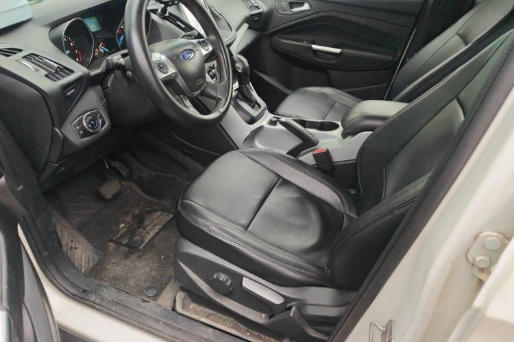 Used Ford Kuga 2013 1.6L GTDi Two-Wheel-Drive Comfort Model Driver Seat