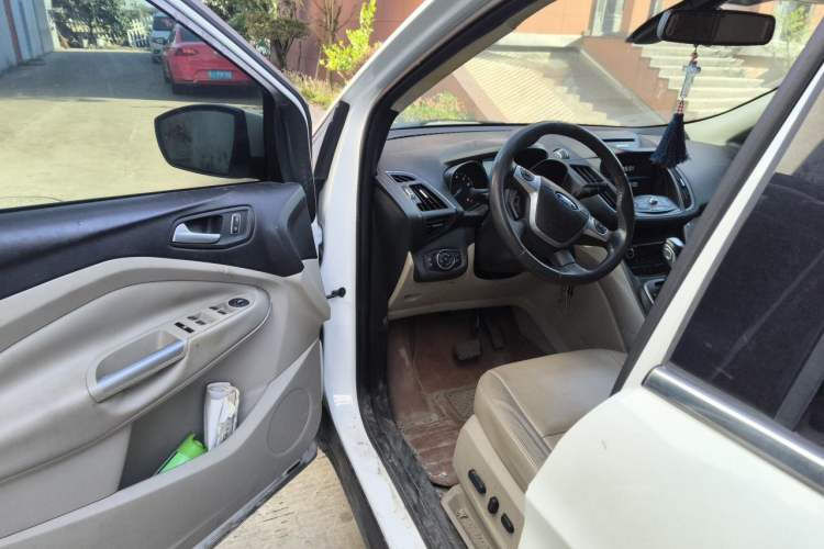 Used Ford Kuga 2013 1.6L GTDi 4x4 Elite Model Driver Seat