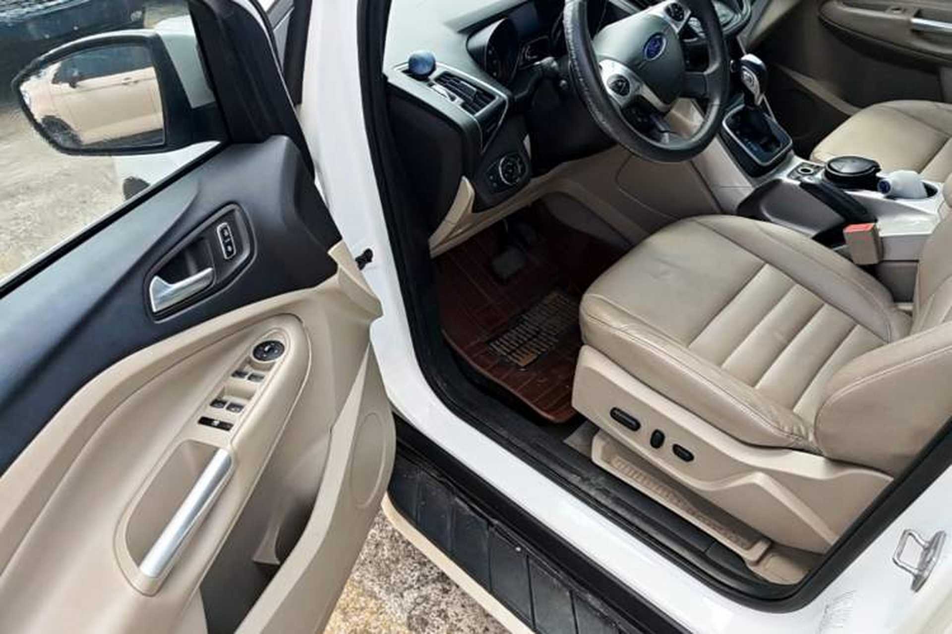 Used Ford Kuga 2013 2.0L GTDi Four-Wheel-Drive Elite Model Driver Seat