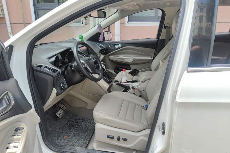 Used Ford Kuga 2013 1.6L GTDi 4x4 Elite Model Driver Seat
