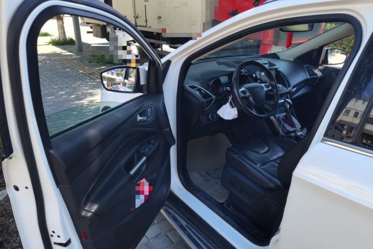 Used Ford Kuga 2013 2.0L GTDi Four-Wheel-Drive Sport Model Driver Seat