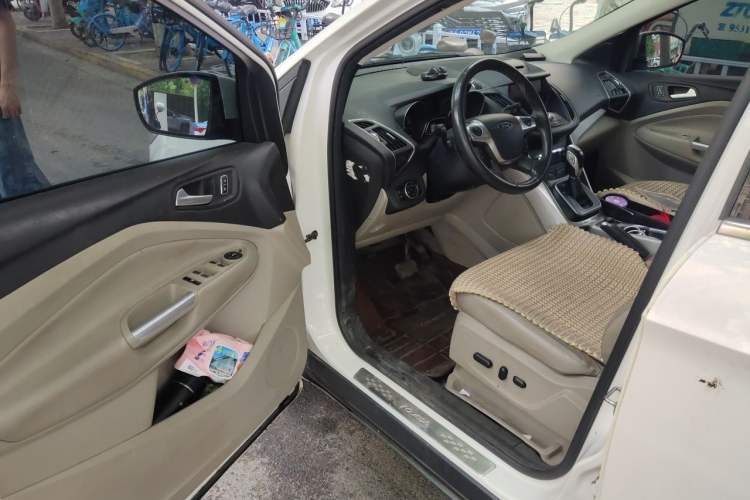 Used Ford Kuga 2013 1.6L GTDi 4x4 Elite Model Driver Seat