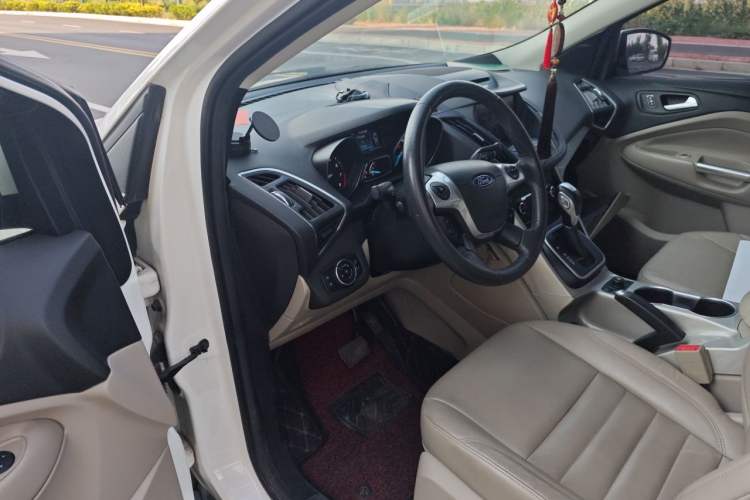 Used Ford Kuga 2013 1.6L GTDi 4x4 Elite Model Driver Seat