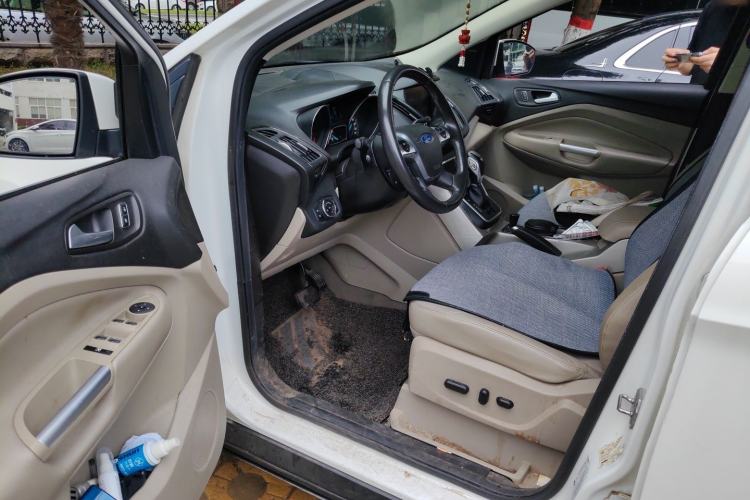 Used Ford Kuga 2013 2.0L GTDi Four-Wheel-Drive Elite Model Driver Seat