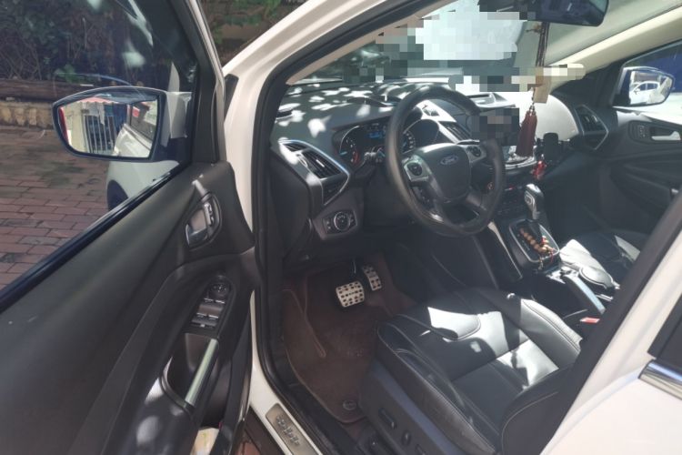 Used Ford Kuga 2013 2.0L GTDi Four-Wheel-Drive Sport Model Driver Seat