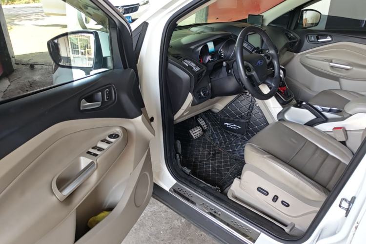 Used Ford Kuga 2013 1.6L GTDi 4x4 Elite Model Driver Seat