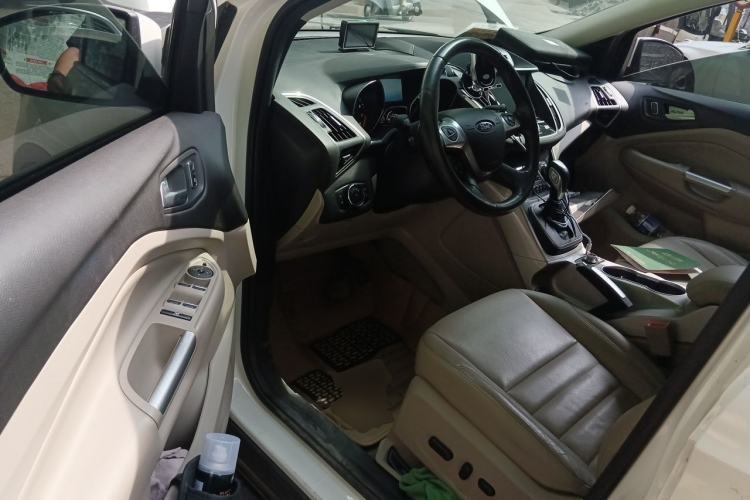 Used Ford Kuga 2013 2.0L GTDi Four-Wheel Drive Premium Model Driver Seat