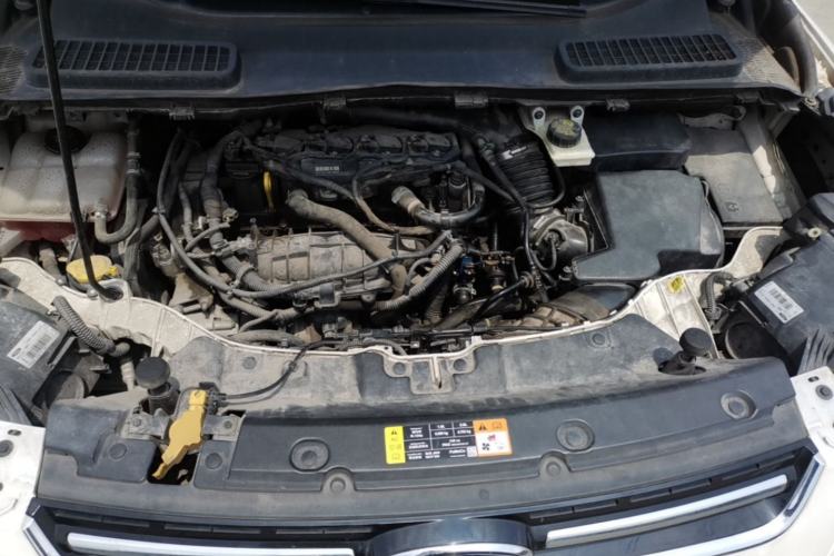 Used Ford Kuga 2013 1.6L GTDi Two-Wheel-Drive Trend Model Engine Bay