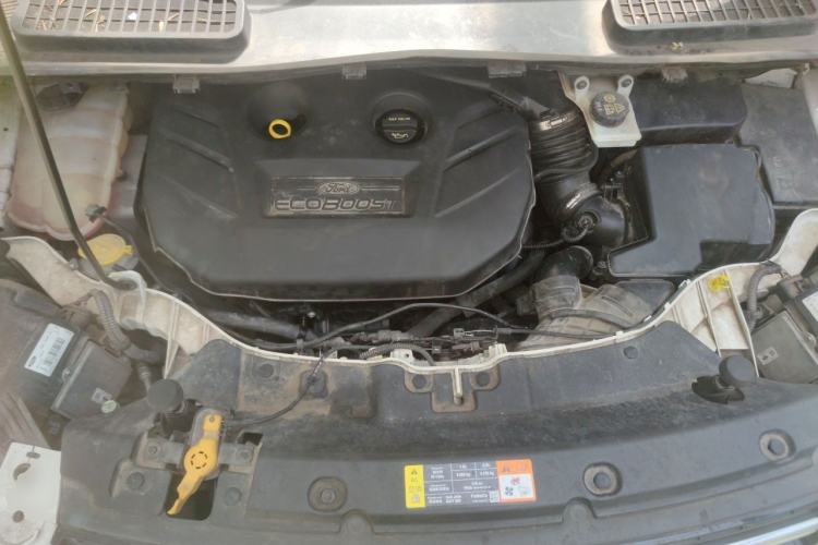 Used Ford Kuga 2013 2.0L GTDi Four-Wheel Drive Premium Model Engine Bay
