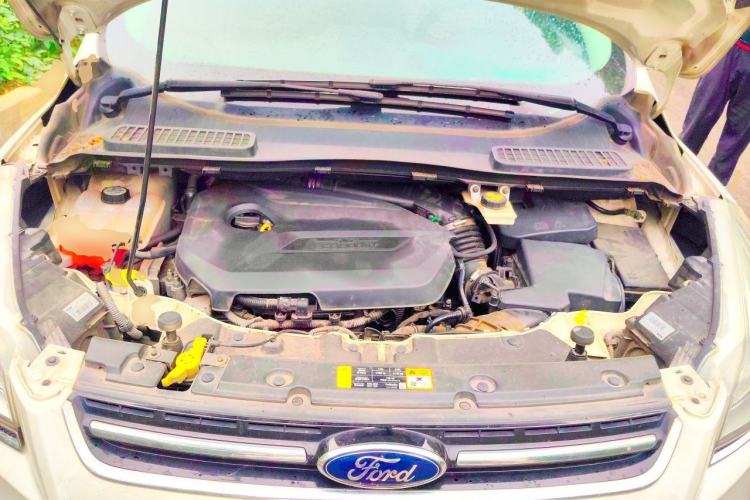 Used Ford Kuga 2013 1.6L GTDi 4x4 Elite Model Engine Bay