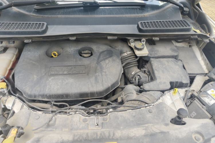 Used Ford Kuga 2013 2.0L GTDi Four-Wheel Drive Premium Model Engine Bay