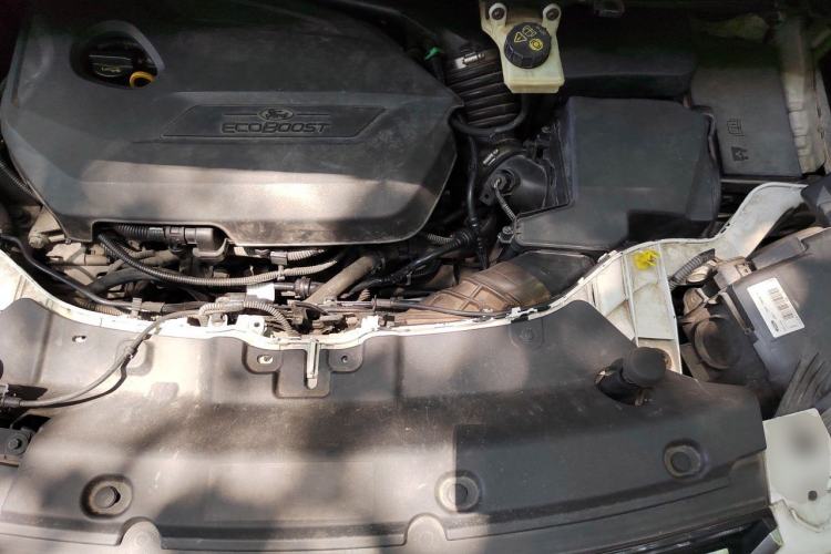 Used Ford Kuga 2013 1.6L GTDi 4x4 Elite Model Engine Bay