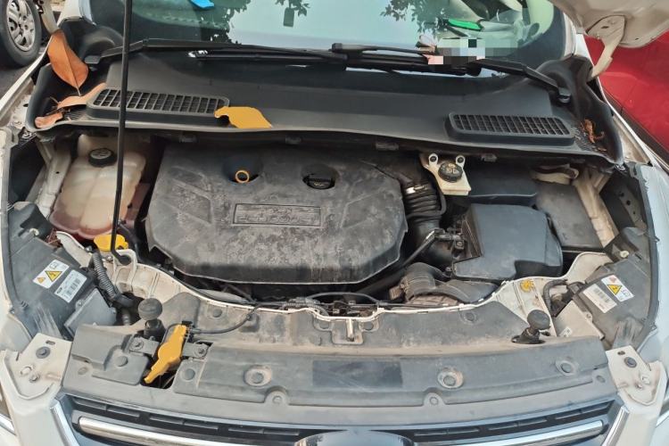 Used Ford Kuga 2013 2.0L GTDi Four-Wheel Drive Premium Model Engine Bay