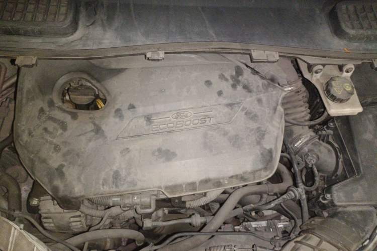 Used Ford Kuga 2013 1.6L GTDi 4x4 Elite Model Engine Bay