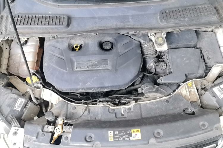 Used Ford Kuga 2013 2.0L GTDi Four-Wheel Drive Premium Model Engine Bay