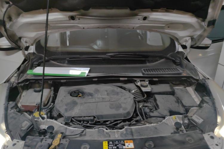 Used Ford Kuga 2013 1.6L GTDi Two-Wheel-Drive Trend Model Engine Bay