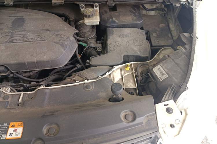 Used Ford Kuga 2013 1.6L GTDi Two-Wheel-Drive Comfort Model Engine Bay Left