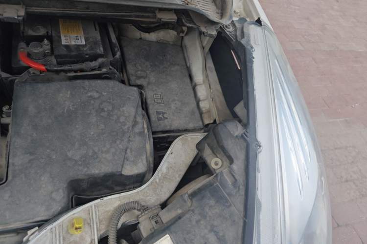 Used Ford Kuga 2013 1.6L GTDi 4x4 Elite Model Engine Bay Left