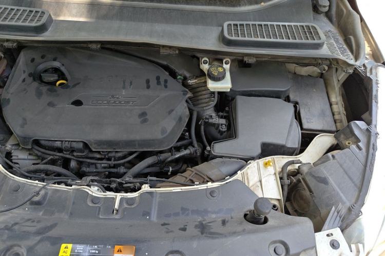 Used Ford Kuga 2013 1.6L GTDi 4x4 Elite Model Engine Bay Left