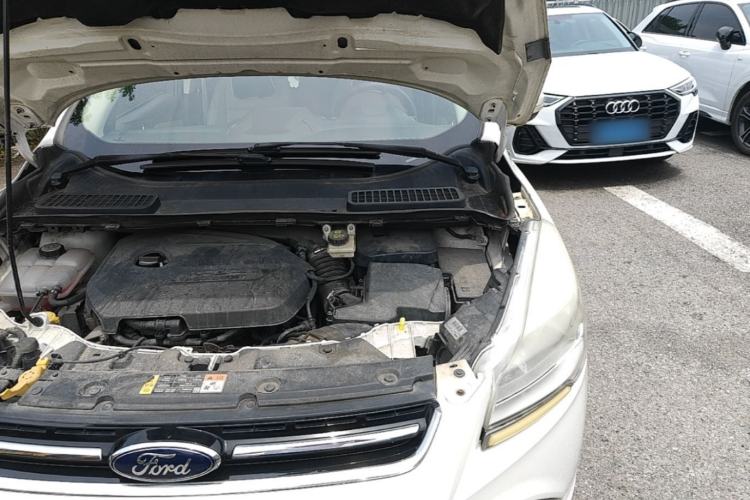 Used Ford Kuga 2013 1.6L GTDi 4x4 Elite Model Engine Bay Left