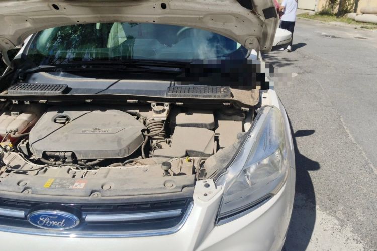 Used Ford Kuga 2013 1.6L GTDi 4x4 Elite Model Engine Bay Left