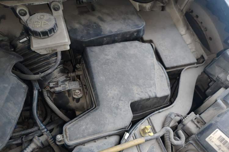 Used Ford Kuga 2013 1.6L GTDi Two-Wheel-Drive Comfort Model Engine Bay Left