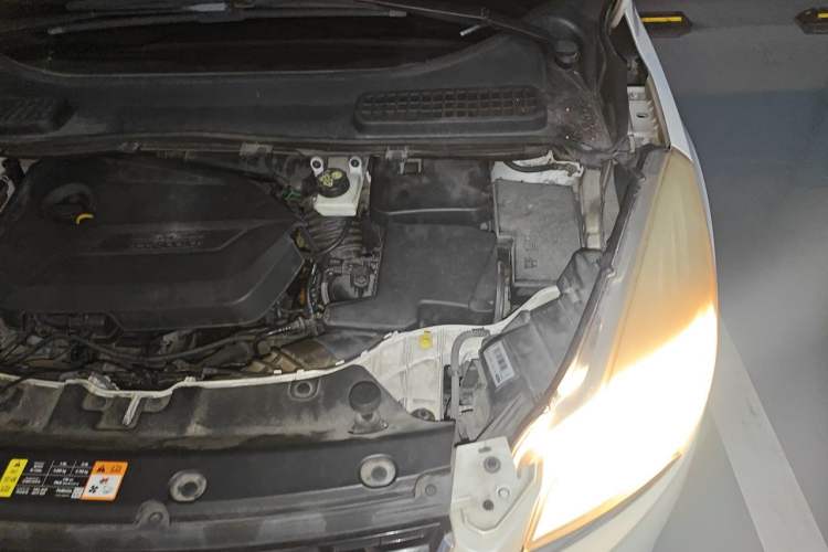 Used Ford Kuga 2013 1.6L GTDi 4x4 Elite Model Engine Bay Left