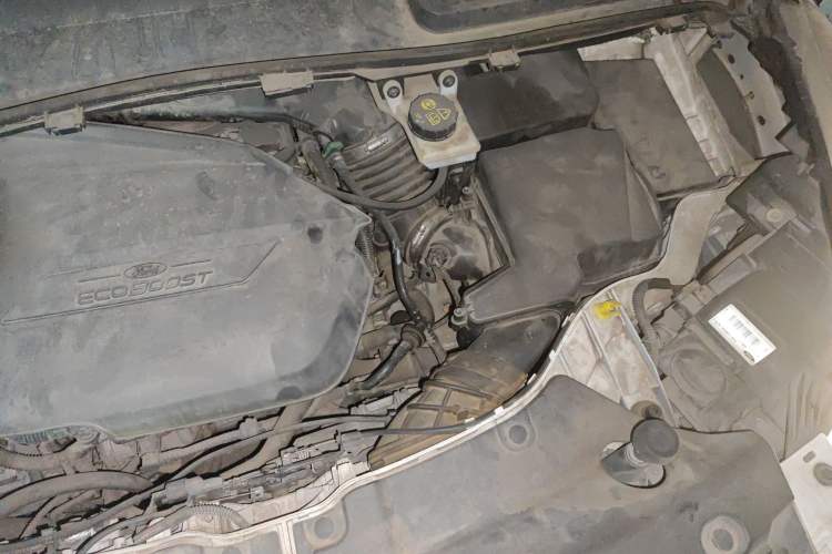 Used Ford Kuga 2013 1.6L GTDi 4x4 Elite Model Engine Bay Left