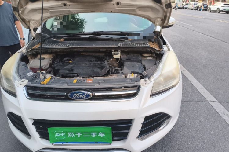 Used Ford Kuga 2013 1.6L GTDi Two-Wheel-Drive Comfort Model Engine Bay Left