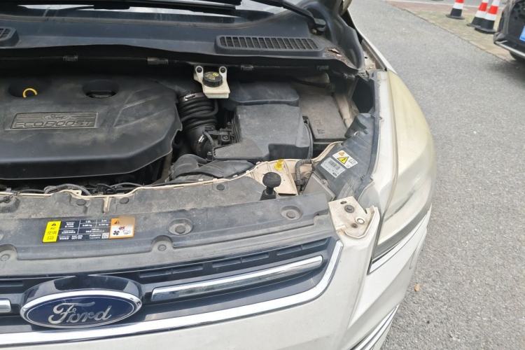 Used Ford Kuga 2013 2.0L GTDi Four-Wheel Drive Premium Model Engine Bay Left