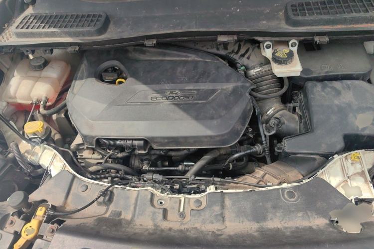 Used Ford Kuga 2013 1.6L GTDi Two-Wheel-Drive Trend Model Engine Bay