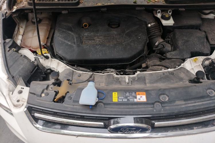 Used Ford Kuga 2013 2.0L GTDi Four-Wheel-Drive Elite Model Engine Bay