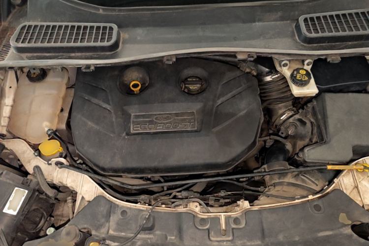 Used Ford Kuga 2013 2.0L GTDi Four-Wheel-Drive Elite Model Engine Bay