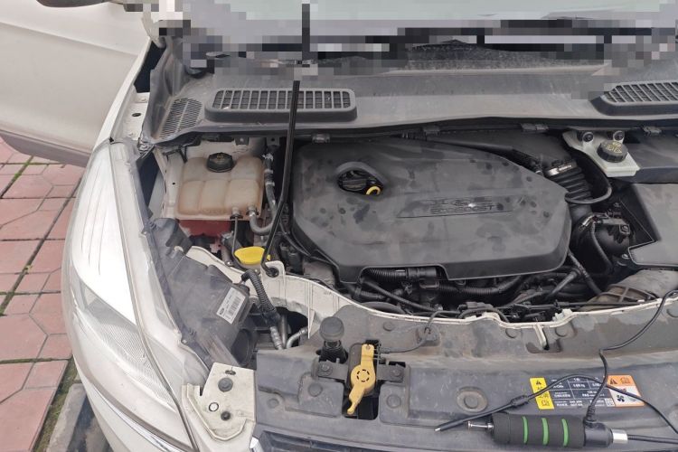 Used Ford Kuga 2013 1.6L GTDi 4x4 Elite Model Engine Bay Right