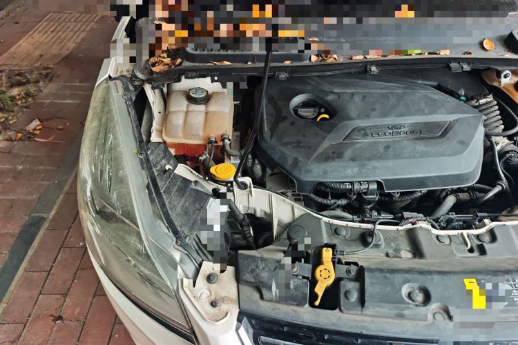 Used Ford Kuga 2013 1.6L GTDi 4x4 Elite Model Engine Bay Right
