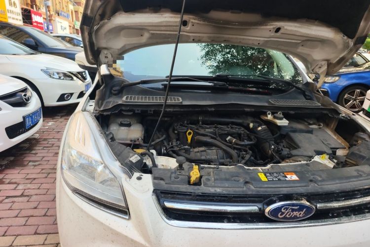 Used Ford Kuga 2013 1.6L GTDi 4x4 Elite Model Engine Bay Right