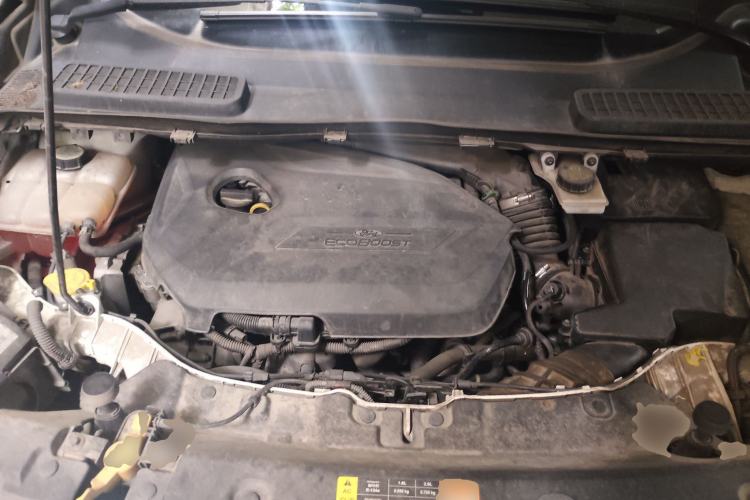 Used Ford Kuga 2013 1.6L GTDi Two-Wheel-Drive Comfort Model Engine Bay