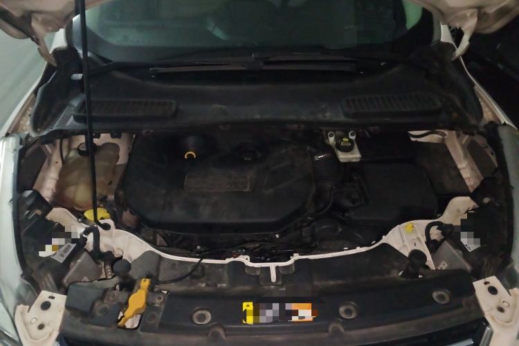 Used Ford Kuga 2013 2.0L GTDi Four-Wheel Drive Premium Model Engine Bay