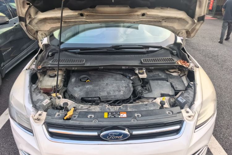 Used Ford Kuga 2013 1.6L GTDi 4x4 Elite Model Engine Bay