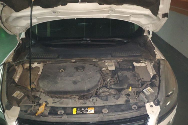 Used Ford Kuga 2013 2.0L GTDi Four-Wheel Drive Premium Model Engine Bay