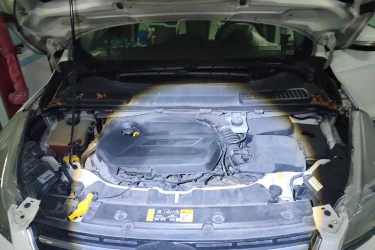 Used Ford Kuga 2013 1.6L GTDi 4x4 Elite Model Engine Bay