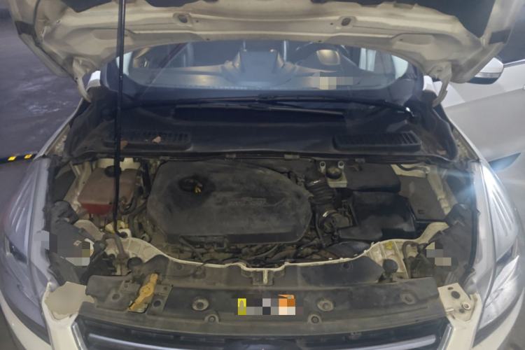Used Ford Kuga 2013 1.6L GTDi Two-Wheel-Drive Trend Model Engine Bay
