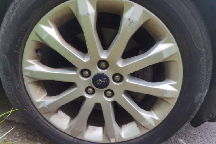 Used Ford Kuga 2013 2.0L GTDi Four-Wheel-Drive Elite Model Exterior 1