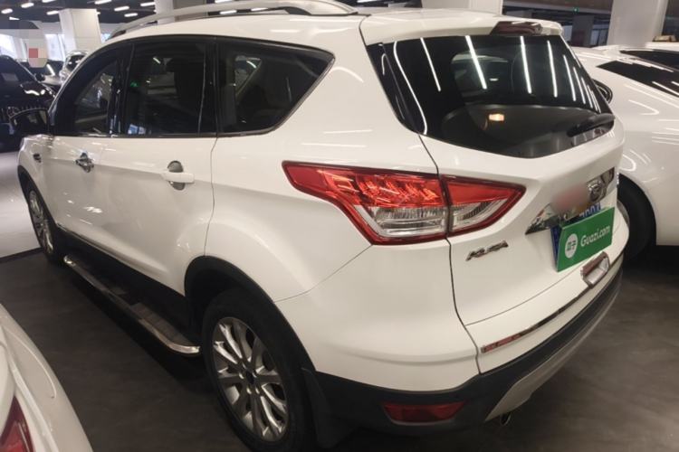 Used Ford Kuga 2013 1.6L GTDi Two-Wheel-Drive Trend Model Exterior 2